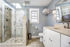 frameless glass shower doors