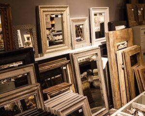 Mirror Shop